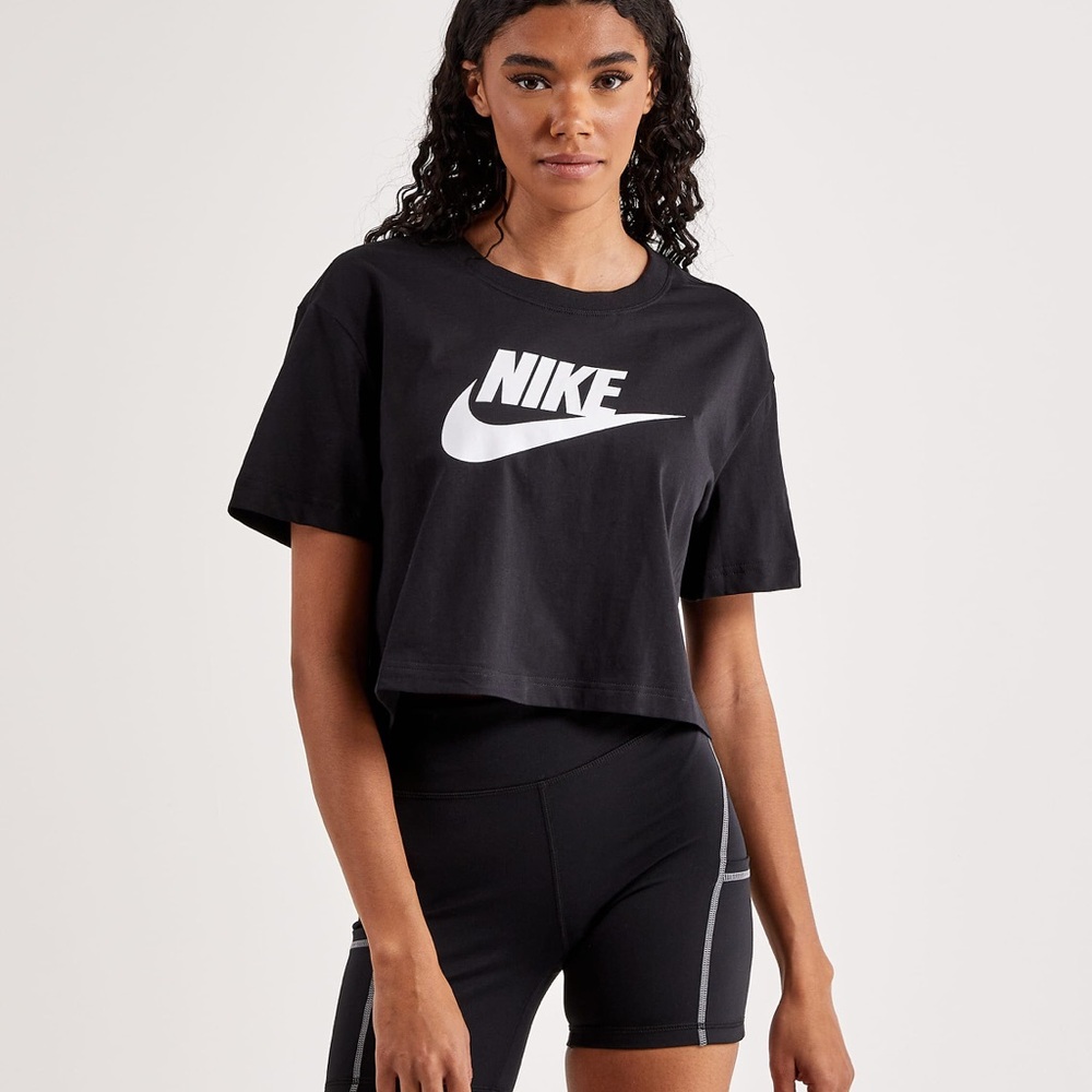 WOMENS NIKE ESSENTIAL CROPPED LOGO TEE NWT SZ XL